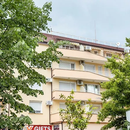 Joy In Top Center With Parking Апартамент *